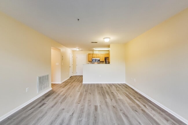 Photo - 1343 Clifton St NW Unidad 204
