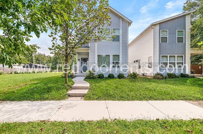 Photo - 1639 Sheldon St