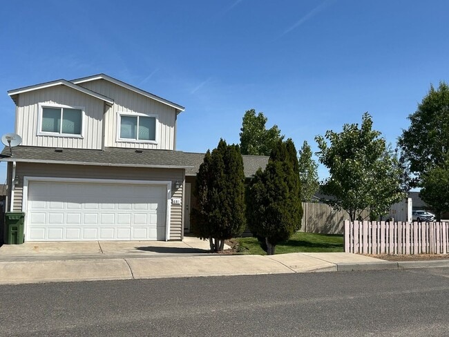 Building Photo - Move in for just $1,000 your first month!*