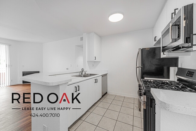 Photo - 7370 Hawthorn Ave Unidad 105