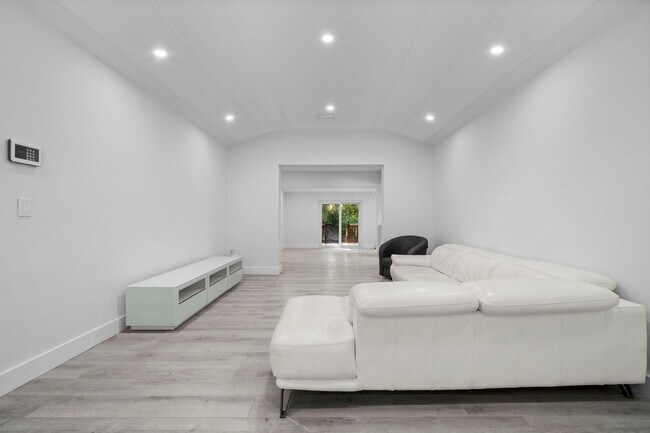 Photo - 1262 SW 15th Ter