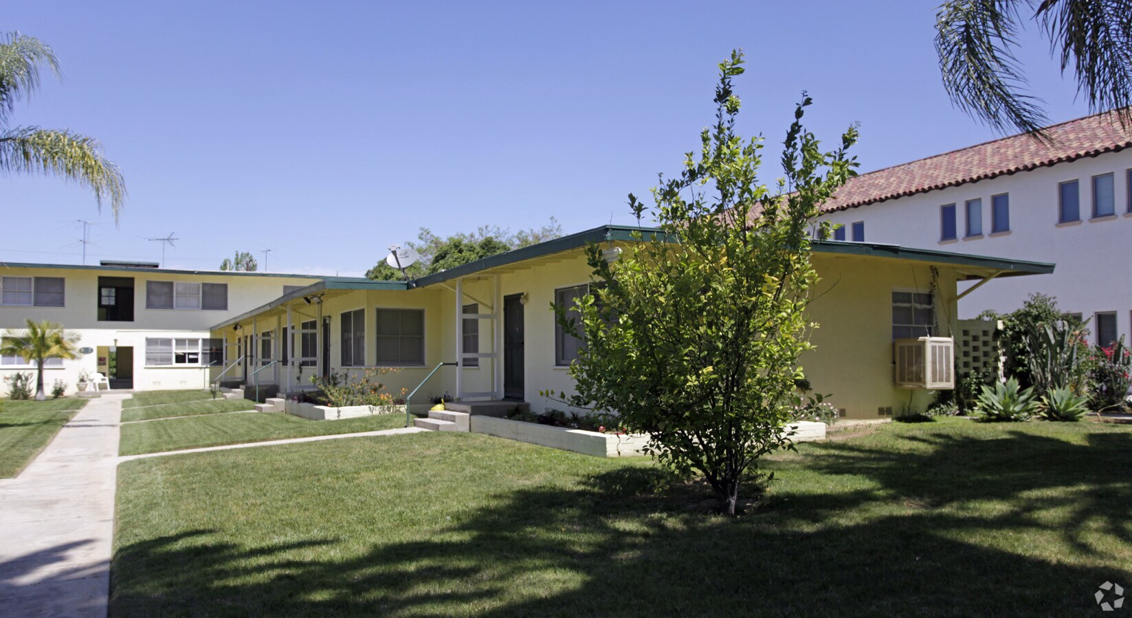 Photo - 616 Brookside Ave