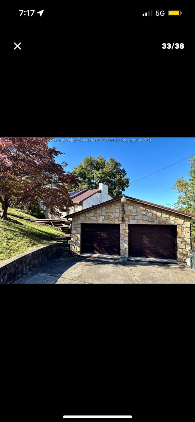 Photo - 1245 Woodland Dr