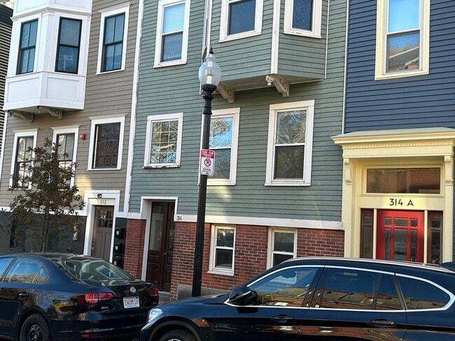 Photo - 314 Bunker Hill St Apartment Unit 2