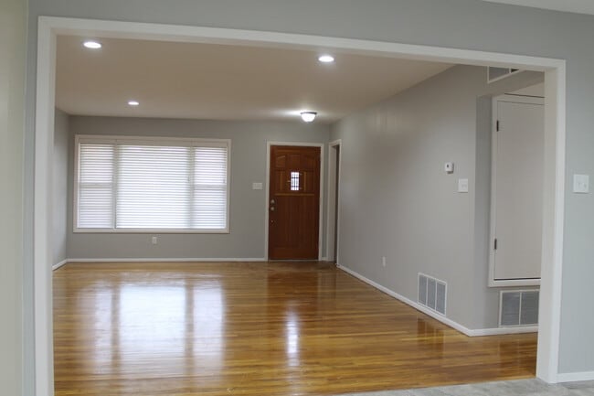 Photo - UPDATED LARGE 3 BEDROOM HOME