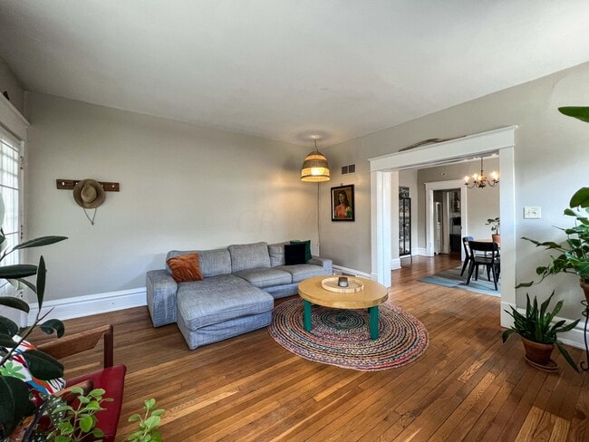 Photo - 316 E Deshler Ave