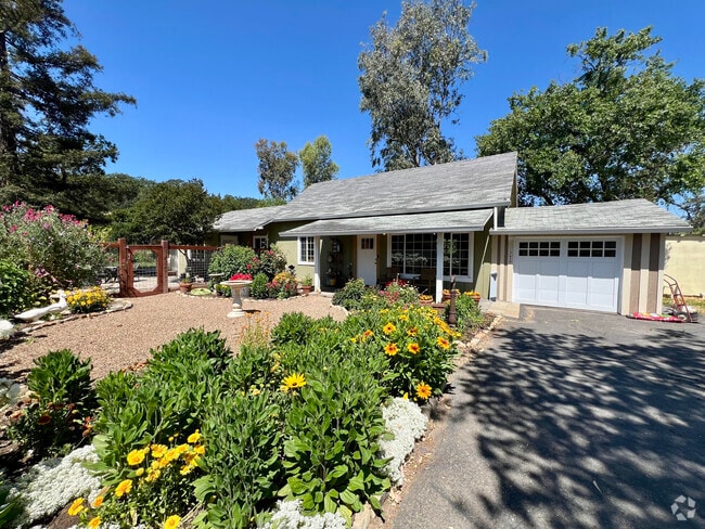 Building Photo - 13650 Sonoma Hwy Rental
