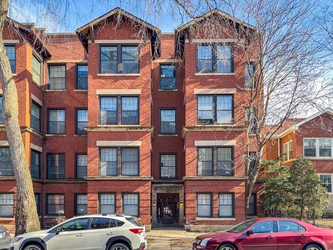 Building Photo - 935 Judson Ave Unit J06P