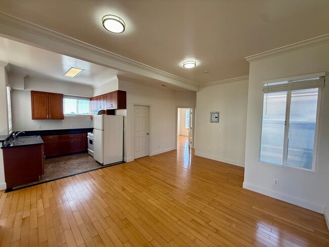 Photo - 2068 McAllister St Unit 2068