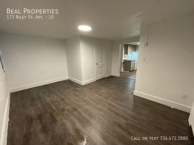 Photo - 173 Riley St Unidad 10