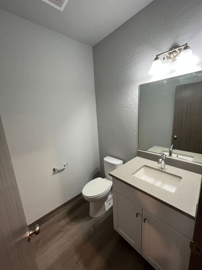 Photo - 1312-1314 E Farwell Unit 1314 E Farwell