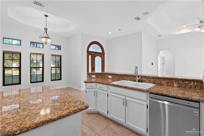 Photo - 31 Midlands Cir