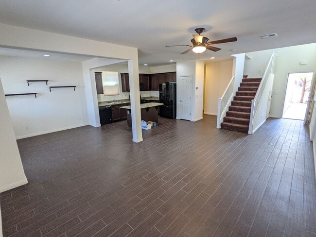 Photo - 7660 Ashby Gate St