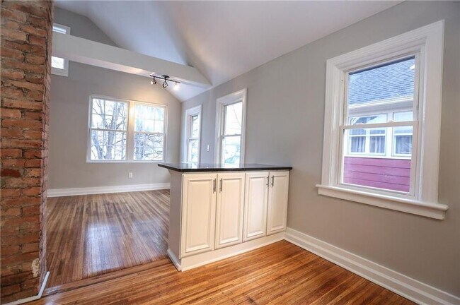 Photo - 32 Rowley St