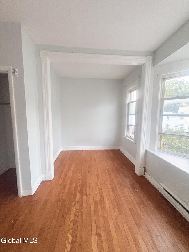 Photo - 356 2nd St Unit 2