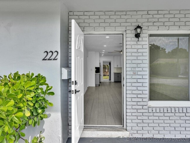 Photo - 222 NE 9th Ave