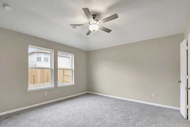 Photo - 7155 Blue Oak Dr