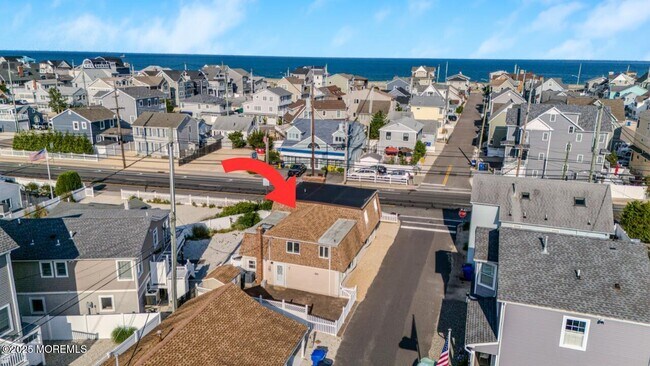 Photo - 102 W Colony Rd