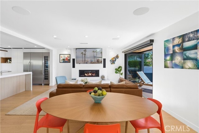 2880 Zell Dr