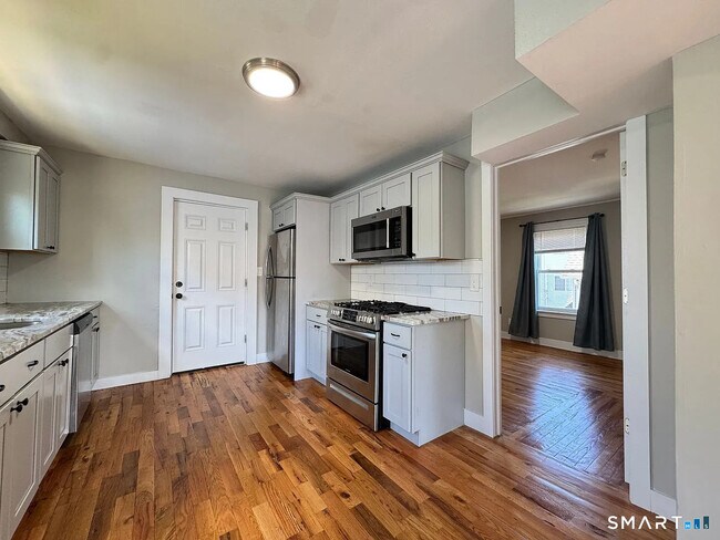 Photo - 35 Dana St Unit 1