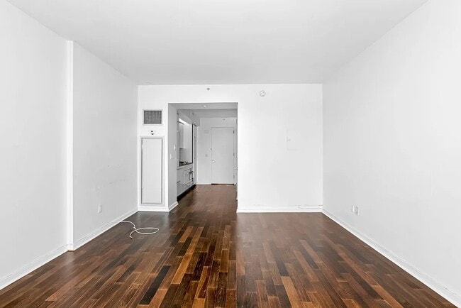 Photo - 340 E 23rd St Unit 9B