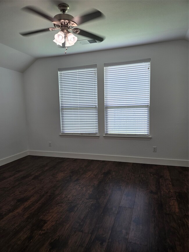Photo - 8206 Summer Lake Pass Ln