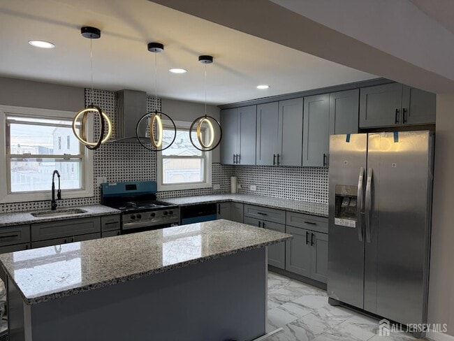 Photo - 162 Holly St