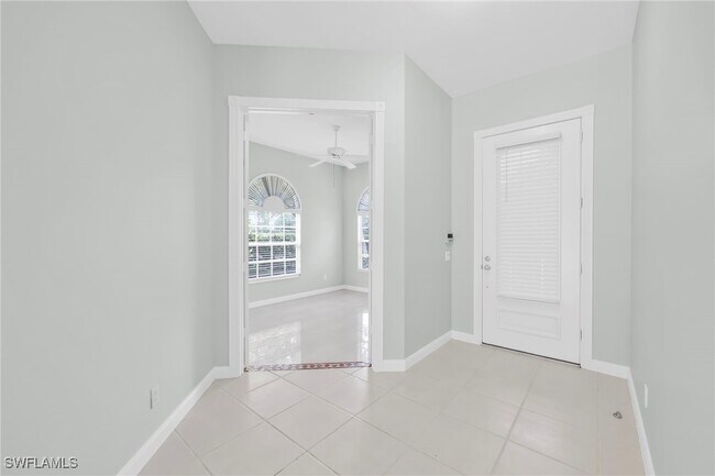 Photo - 3000 Ellice Way