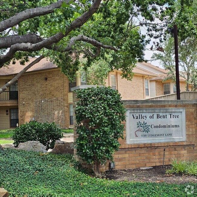 Building Photo - DESIRABLE ADDISON Unit 174 Rental