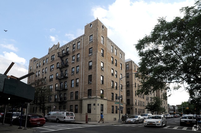 Photo - 8742 Elmhurst Ave