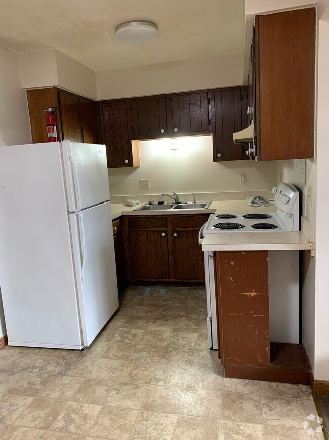 Building Photo - 1050 Plaza Ct N Unit 19 Rental