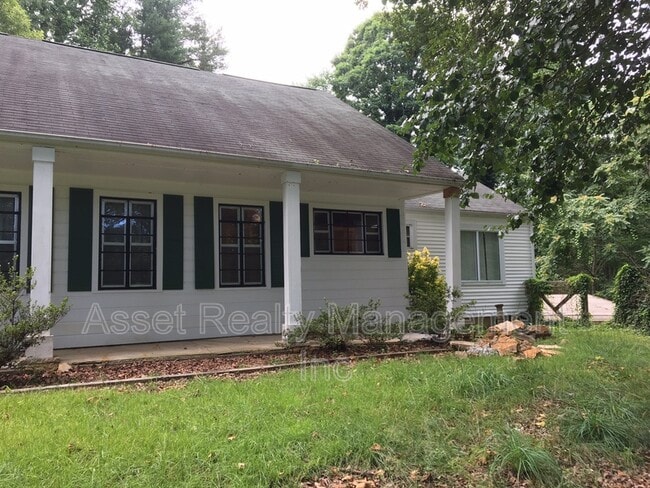 Photo - 2033 Decatur Hwy