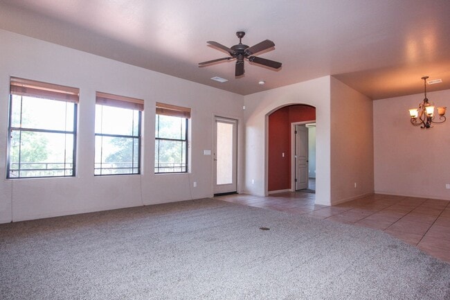 Photo - Willow Hills Home