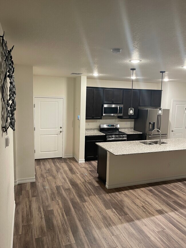 Photo - 16828 E 119th Ave