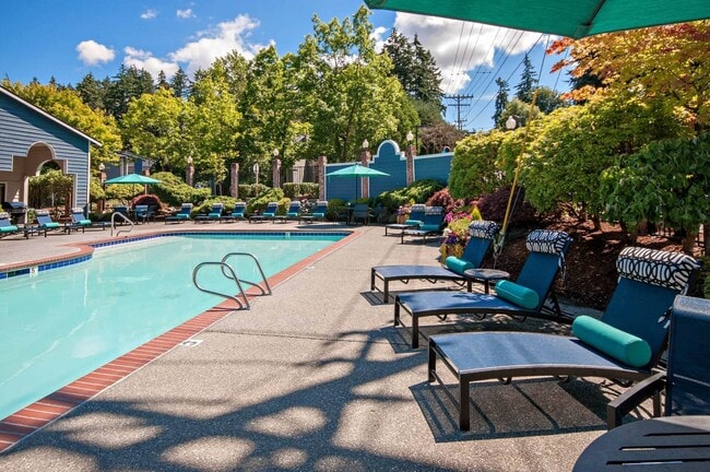 Photo - Brackett Apartments