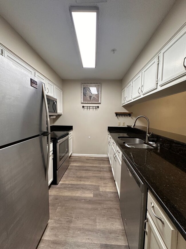 Photo - 50% OFF FIRST MONTHS RENT---- Condo in Miramar Beach