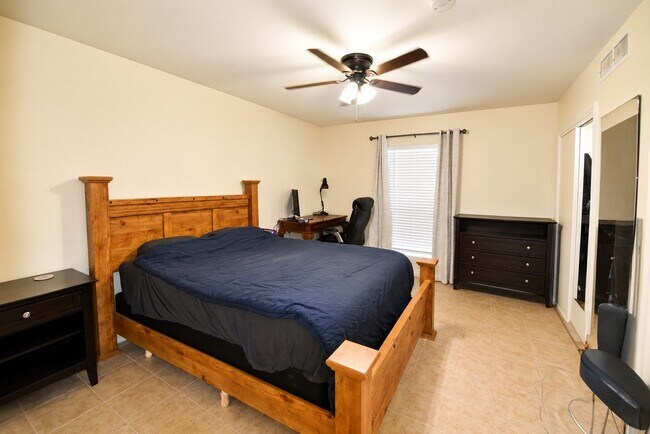 Photo - 2601 Bellefontaine Unit C111