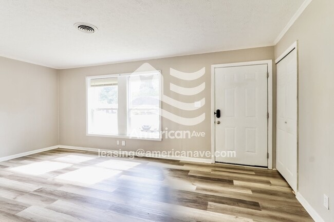 Photo - 6103 Trena Trail