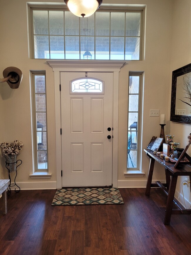 Photo - 1204 Robinsville Ct