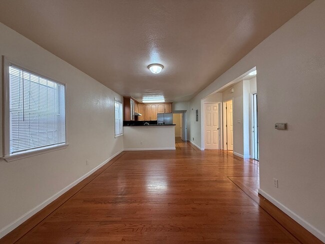 Photo - 2238 E 21st St Unit 2238/lower