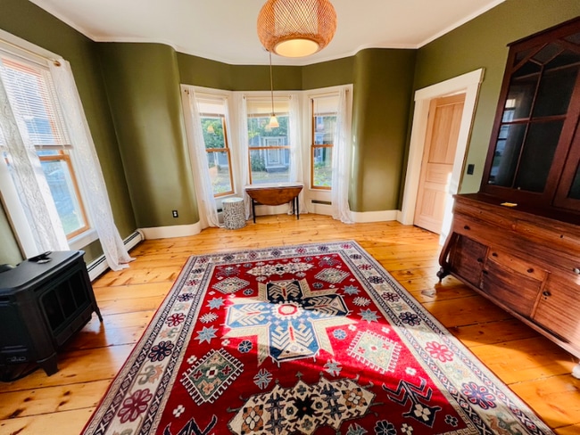 Photo - 10 Abbott St