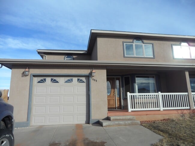 Photo - 1409 Thaxton Ct