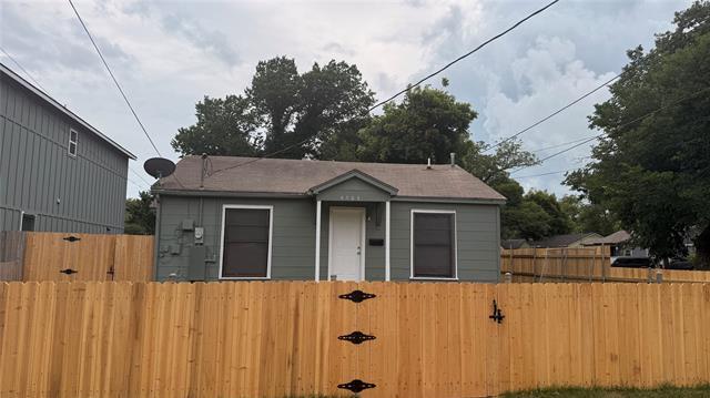 Photo - 4503 Bradshaw St