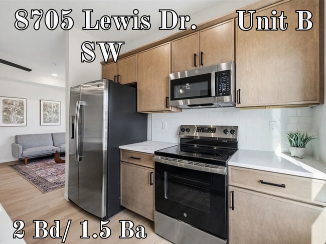 Building Photo - Big Ben at the Loop – Brand New 2 Bedroom Condo Attached 2-Stall Garage Unit B