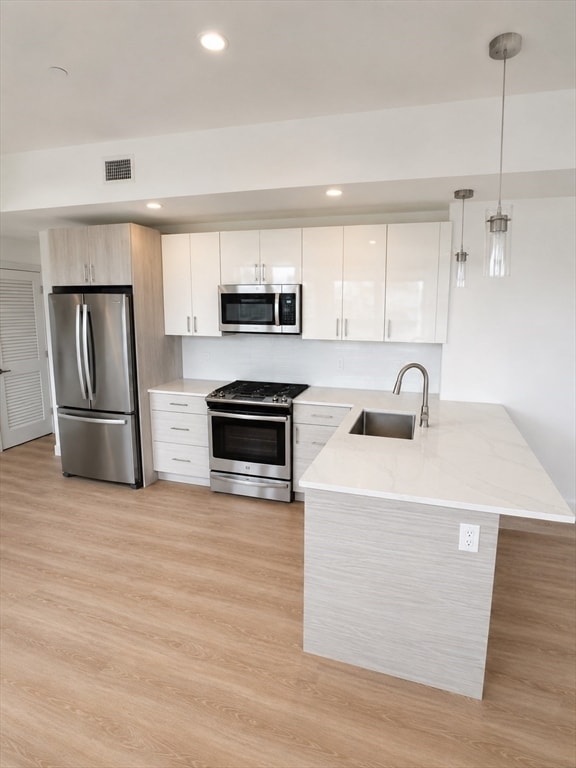 Building Photo - 386 Market St Unit 401