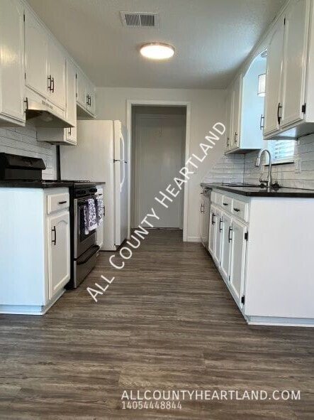 Photo - 1809 SE 12th St