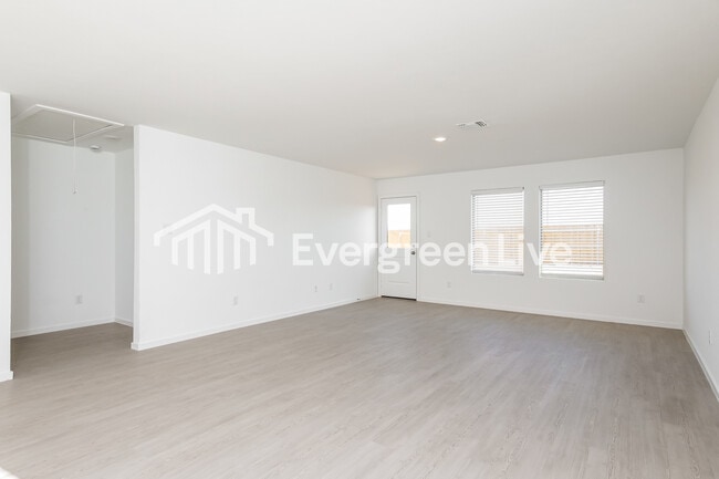 Photo - 12520 Huntington Rdg Wy