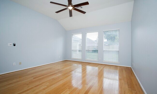 Photo - 16207 Waiting Spring Cir