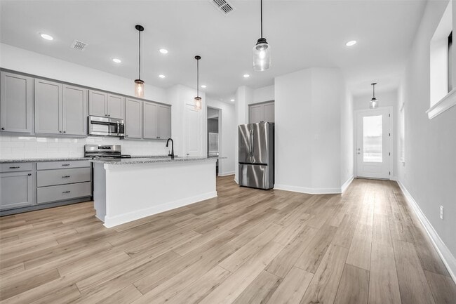 Photo - 1535 Park Path Dr