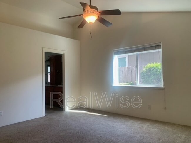 Photo - 1188 SW Derek Ln